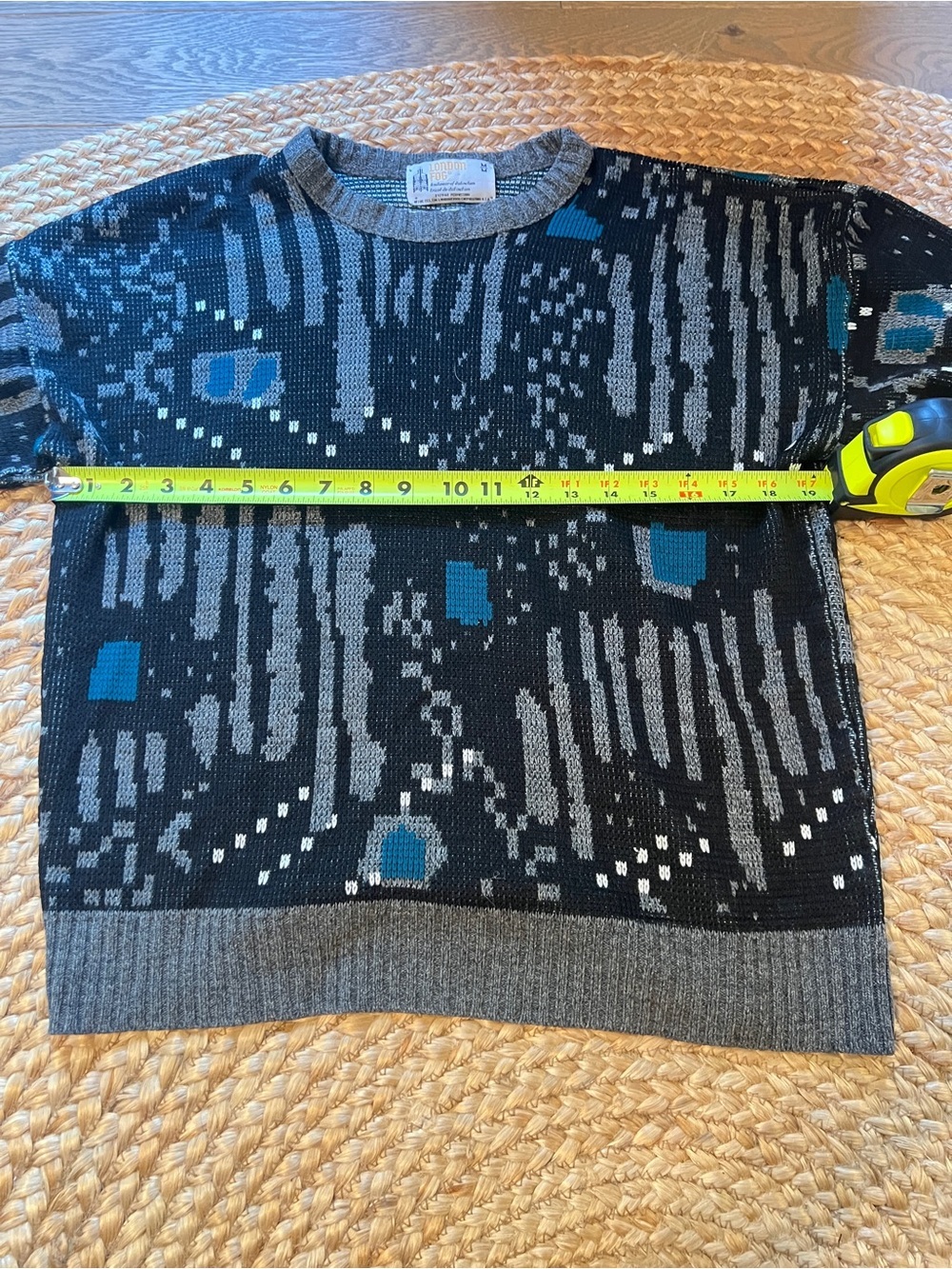 Vintage London Fog Knit Sweater Gray Blue Abstract Pattern Size Medium - Picture 5 of 6